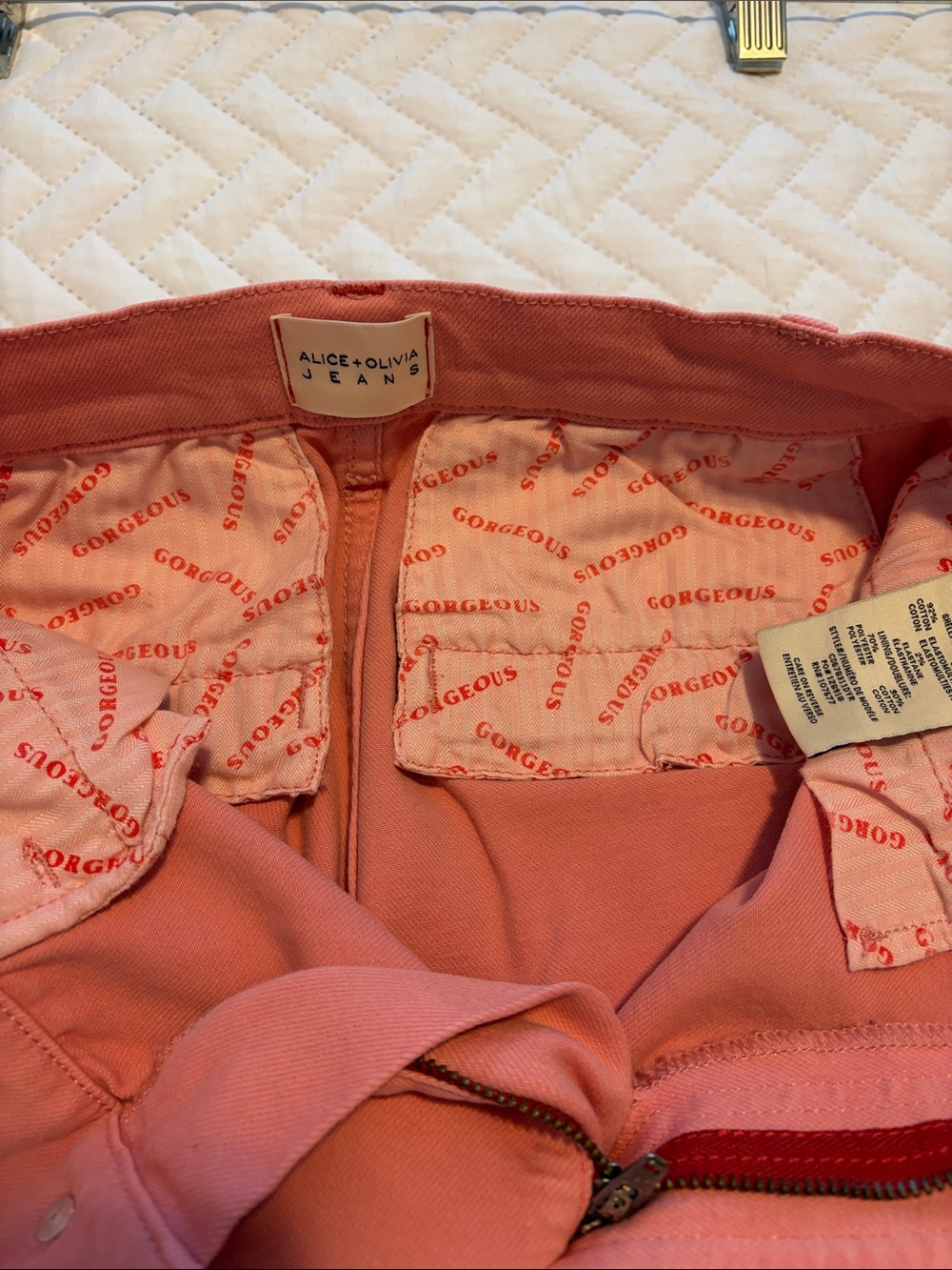 Alice + Olivia Gorgeous coin pocket Wide-Leg High-Rise Jeans in Rose - Picture 6 of 11